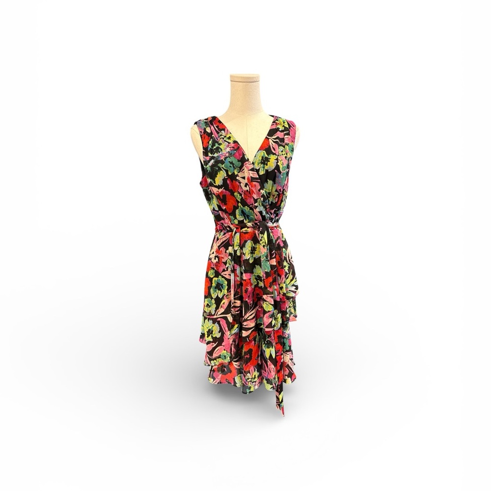 Tahari  Floral V-Neck Sleeveless Fit & Flare Dress - Red Multi size 8 - Picture 2 of 3